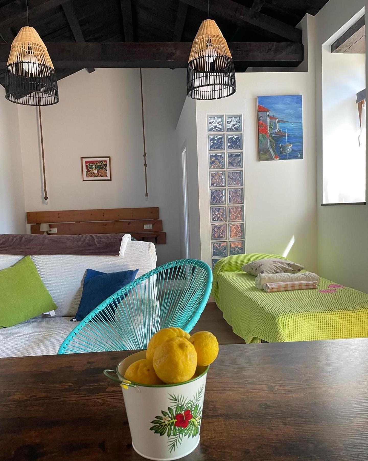 Estudio Pajar Rural Con Bonito Jardin - Los Gayoles Rural Castropol Eksteriør billede